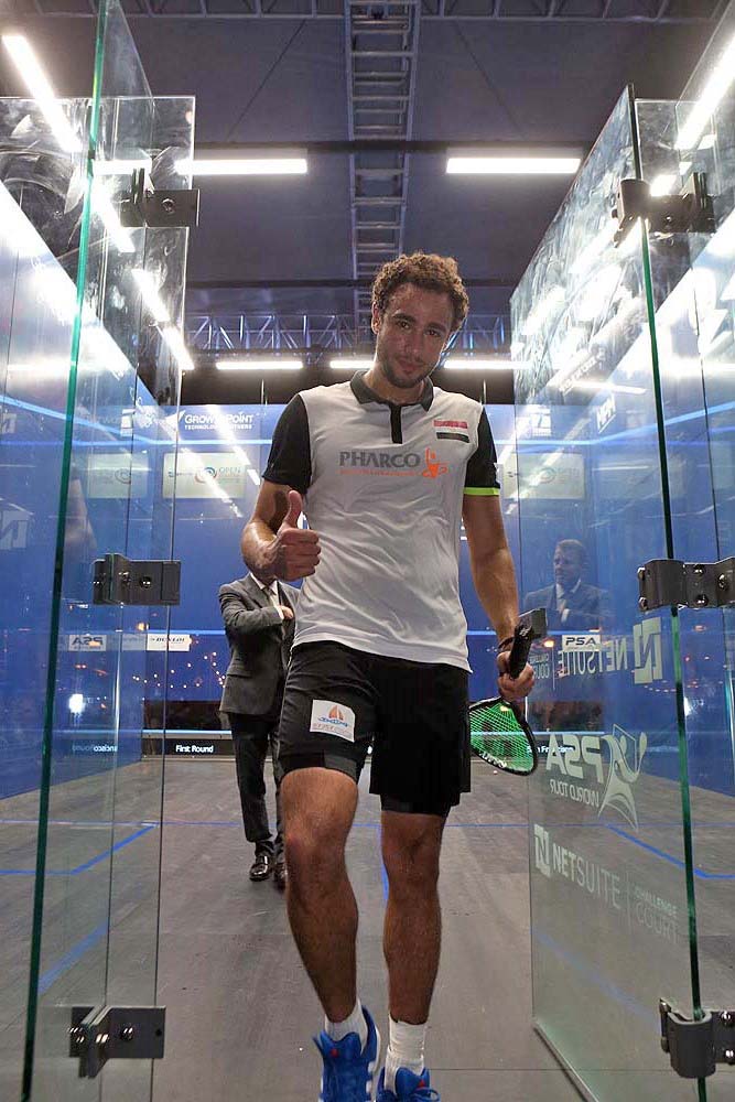 Ramy Ashour gives a thumbs up after his three-game victory. (image: Steve Line/squashpics.com)