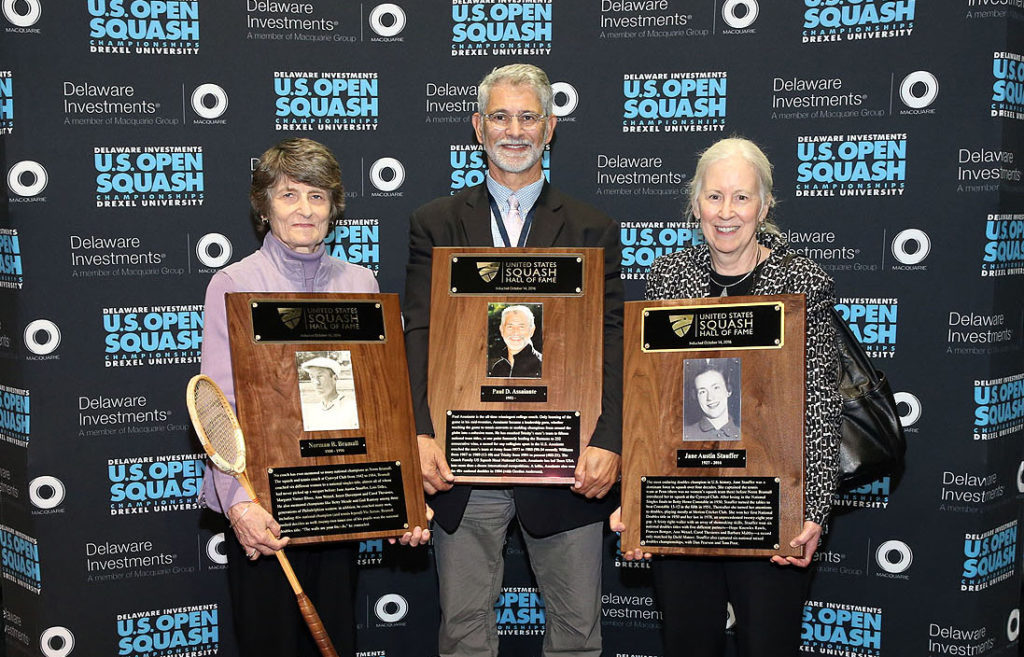 Paul Assaiante and Suzie Raboy (daughter of Jane Stauffer)" width="611" height="392" /> 2016 U.S. Squash Hall of Fame inductees (l-r) Joyce Davenport (representing Norm Bramall), Paul Assaiante and Suzie Raboy (daughter of Jane Stauffer)